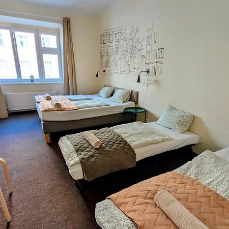 Flat In Zizkov -103- *